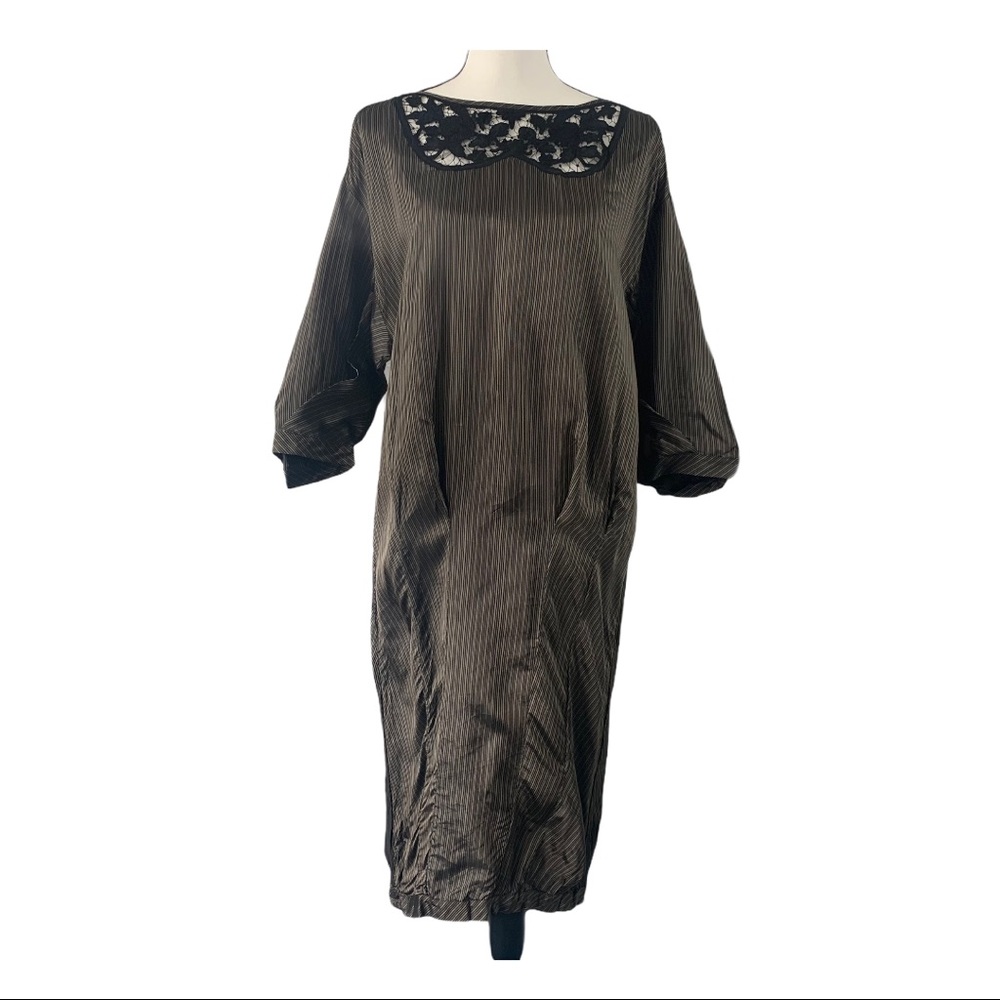 BCBGMaxAzria Lace Cold Shoulder Balloon Dress